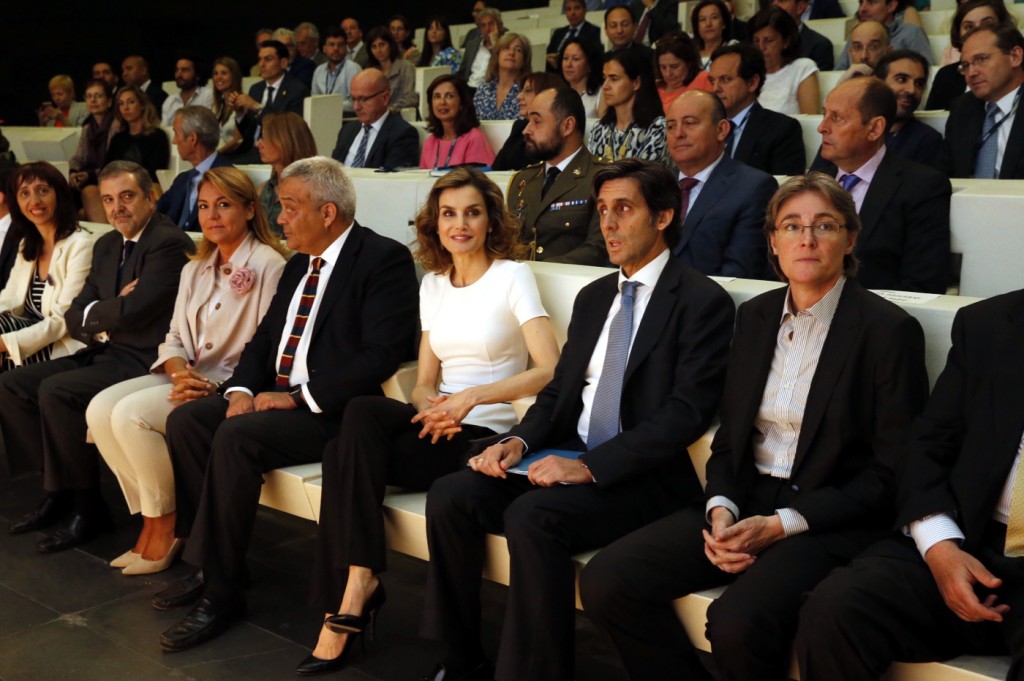 Doña Letizia en el auditorio durante el inicio de las intervenciones
