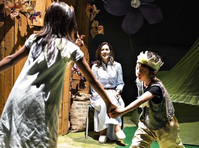 HKH Kronprinsesse Mary besøger H.C.Andersen Park under Kronprinsparrets besøg i Japan, Kronprinsesse Mary, Kronprinsessen, Kronprinsparret