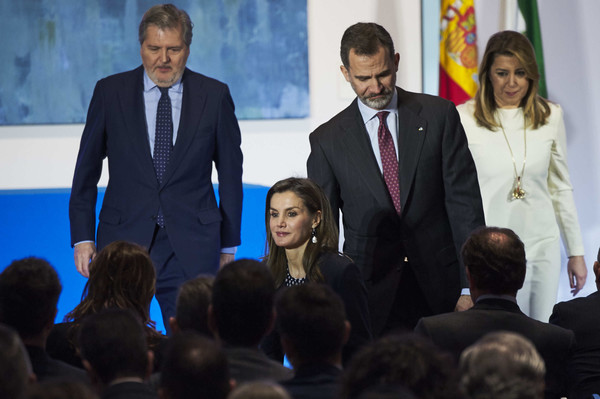 King Felipe and Queen Letizia attended the Gold Medals of Merit in Fine ...