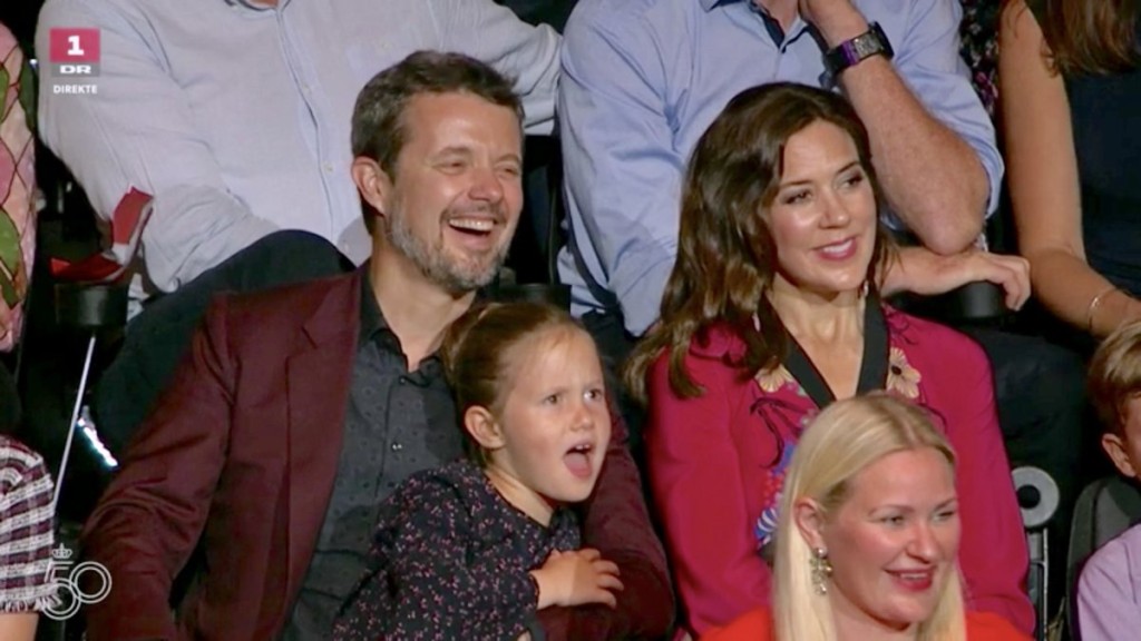 16FF25D6-48E0-4B14-9001-12E0BFDF901E