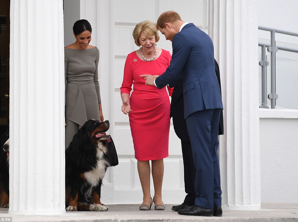 Viaje a Irlanda de los Duques de Sussex  - Página 4 271