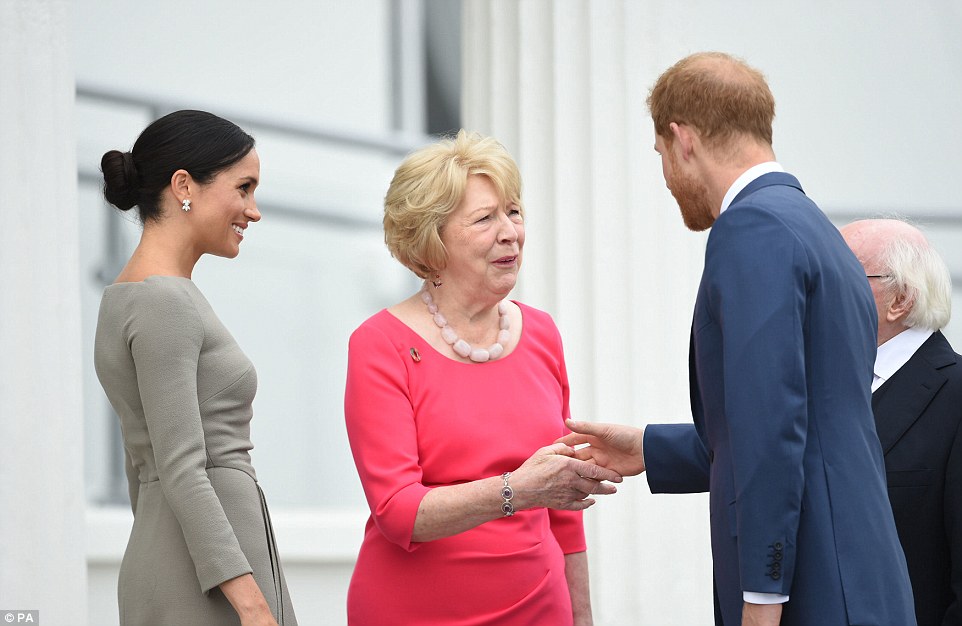 Viaje a Irlanda de los Duques de Sussex  - Página 4 281