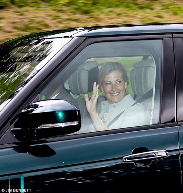 88FE2E78-7859-4FFD-A96E-758BEE2D9FF2