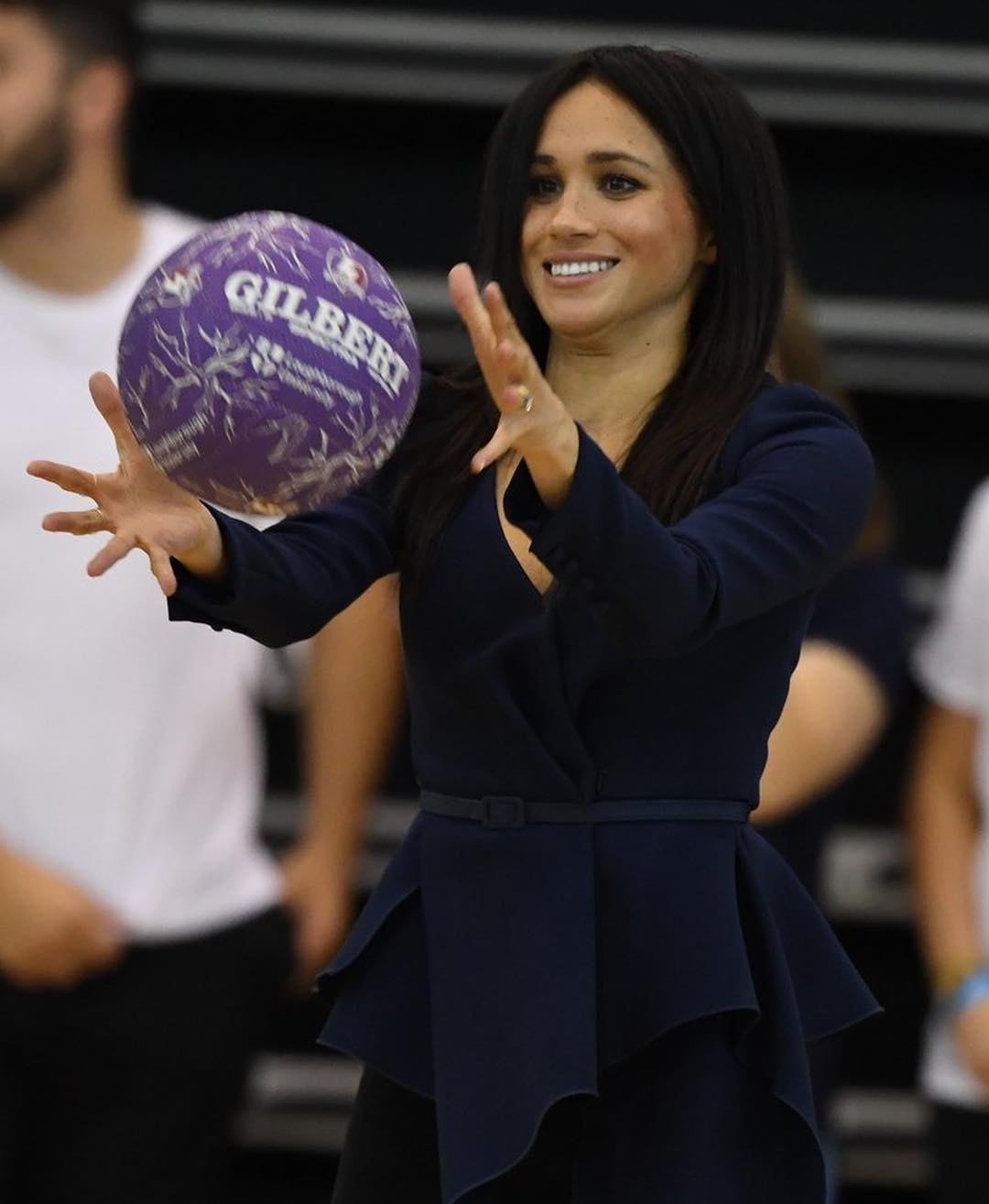  PRINCIPE HARRY  MEGHAN Y BABY SUSSEX  (1) - TODO SOBRE ELLOS AQUÍ. - Página 20 421