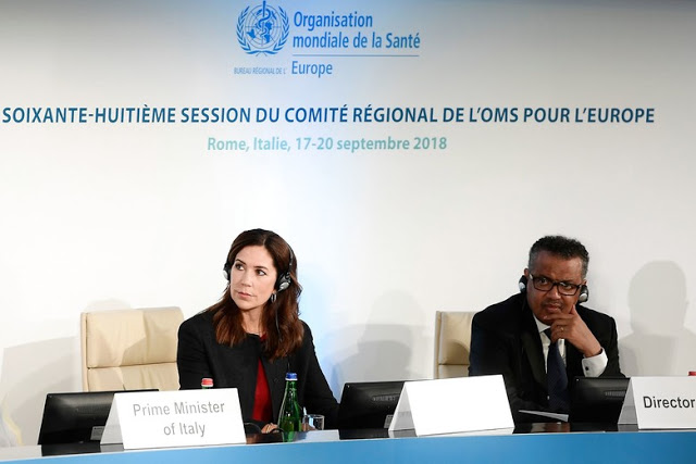 Crown princess Mary of Denmark, Patron of WHO/Europe (L) and Director-General of the World Health Organization (WHO), Tedros Adhanom attend a WHO Regional Committee for Europe on September 17, 2018 in Rome. (Photo by Filippo MONTEFORTE / AFP)