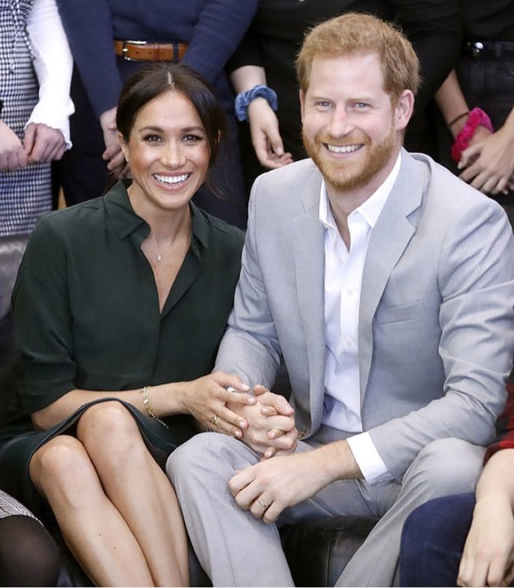 FDA0F8C0-35FE-4A76-94B6-ACC952F26382