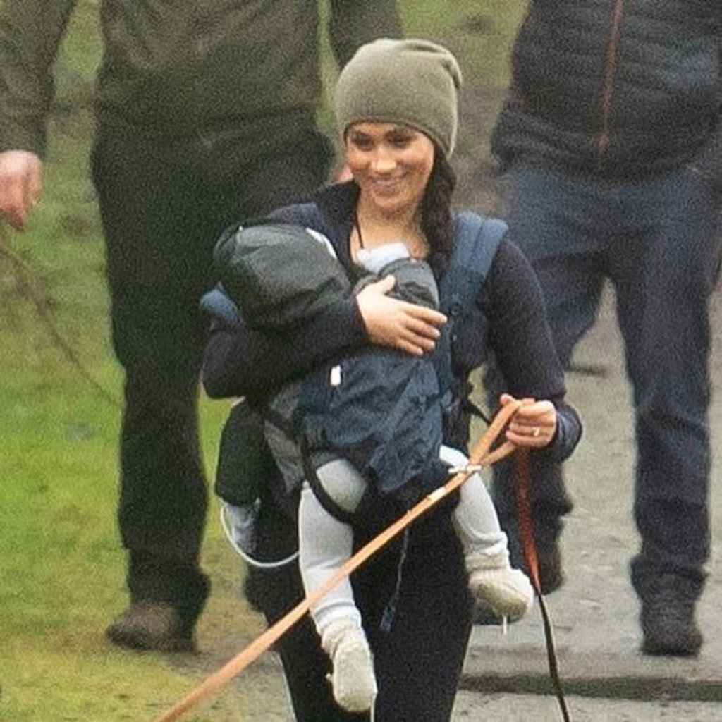 033BE644-F2F8-40C2-8D99-8808AC1D0CE7