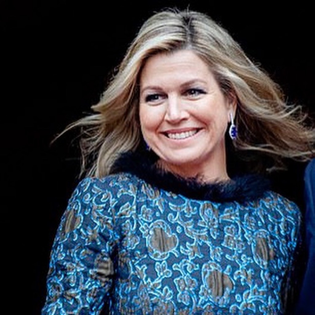 7D77D9C8-6BEF-4AAE-AB02-B15F41047CF5