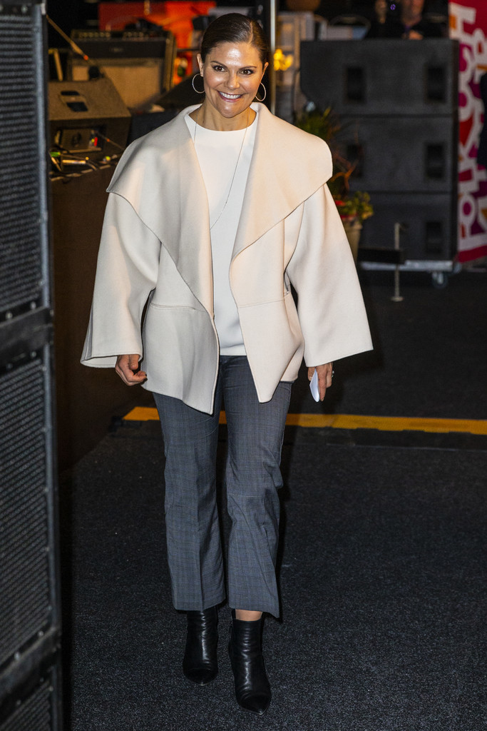 0A57A0E2-0FAF-4EA5-96D5-FA29D0D1F0DB