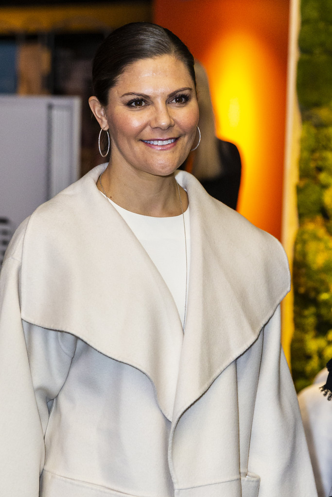 CD387A63-EED4-4AC5-B22E-040D4F75A740