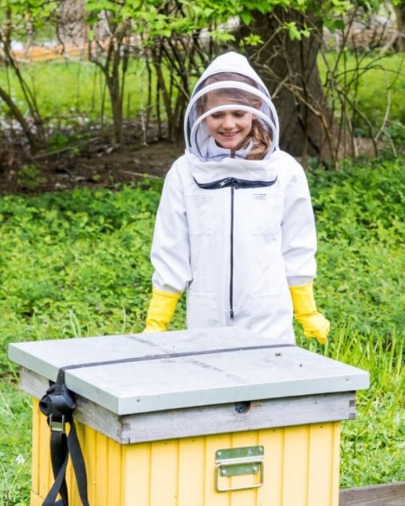 E0820C66-62BD-49B1-9099-C31ED7CEC341