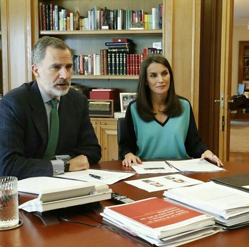 11CA4C18-9FAE-4AF5-9731-346DC557BE13