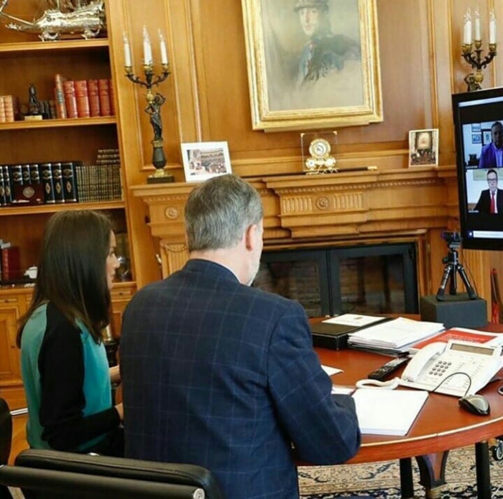 C4A908D1-5697-4E03-AF06-E5E9E87814D0