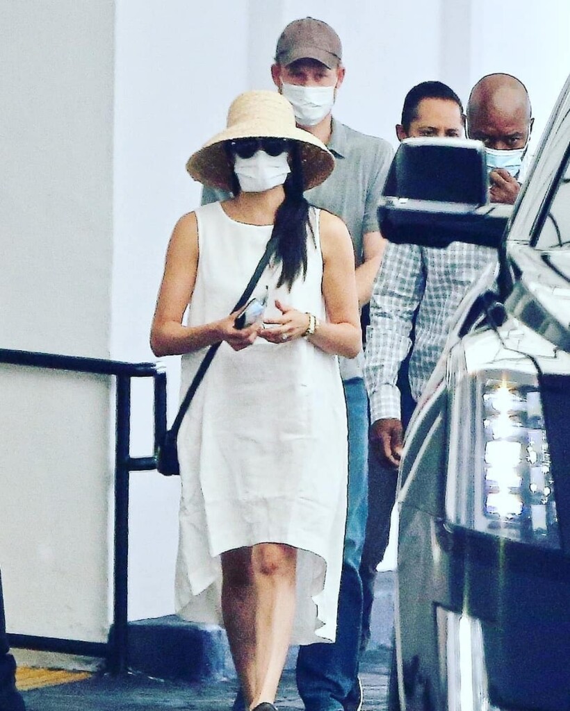 53D388F9-9232-4D82-A2E9-2E7AE65F57E4