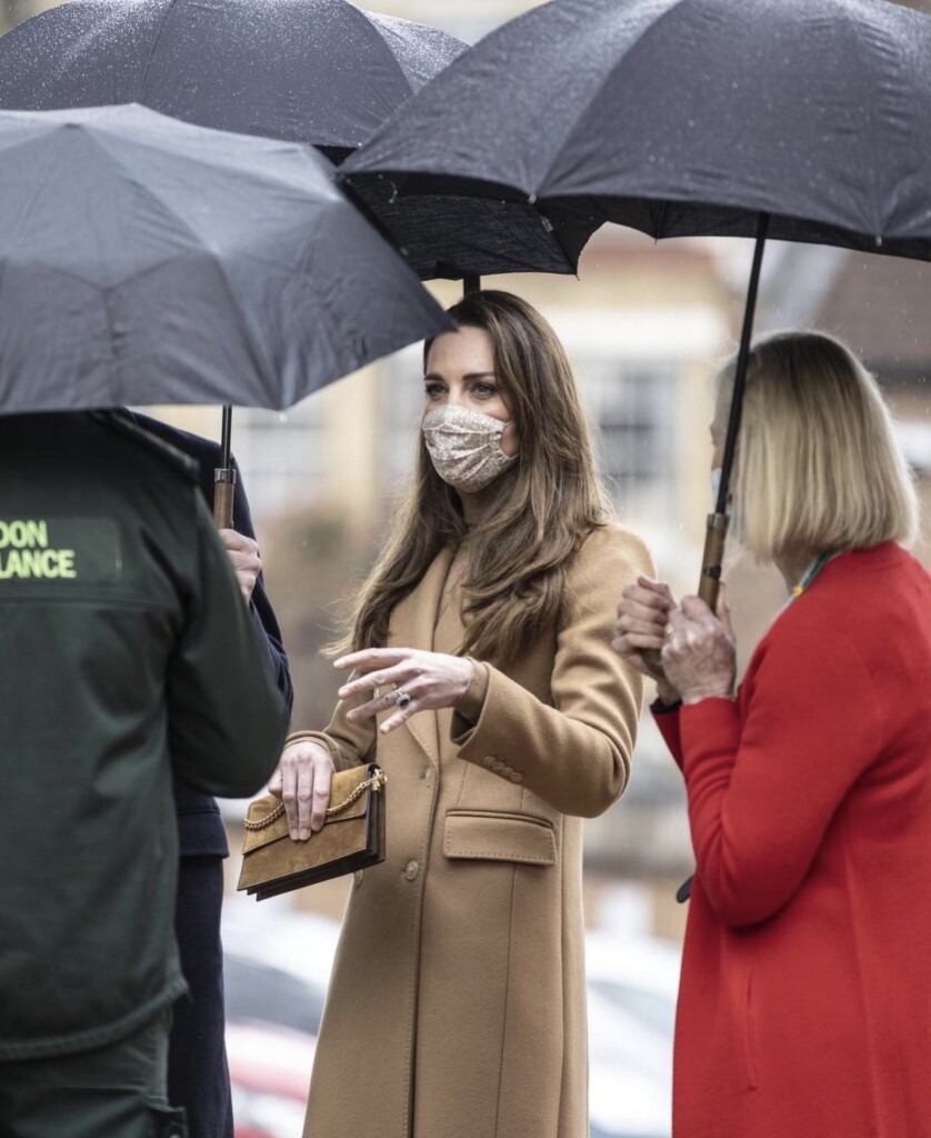 22BA4B9A-871A-415C-AD22-C2DB229AC5C5