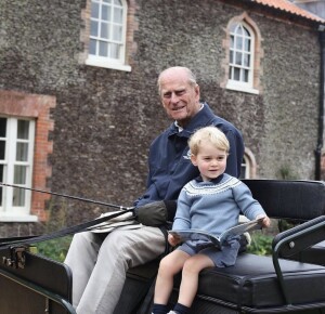 9C163FDD-1675-4339-A7D2-E099B3AA408A