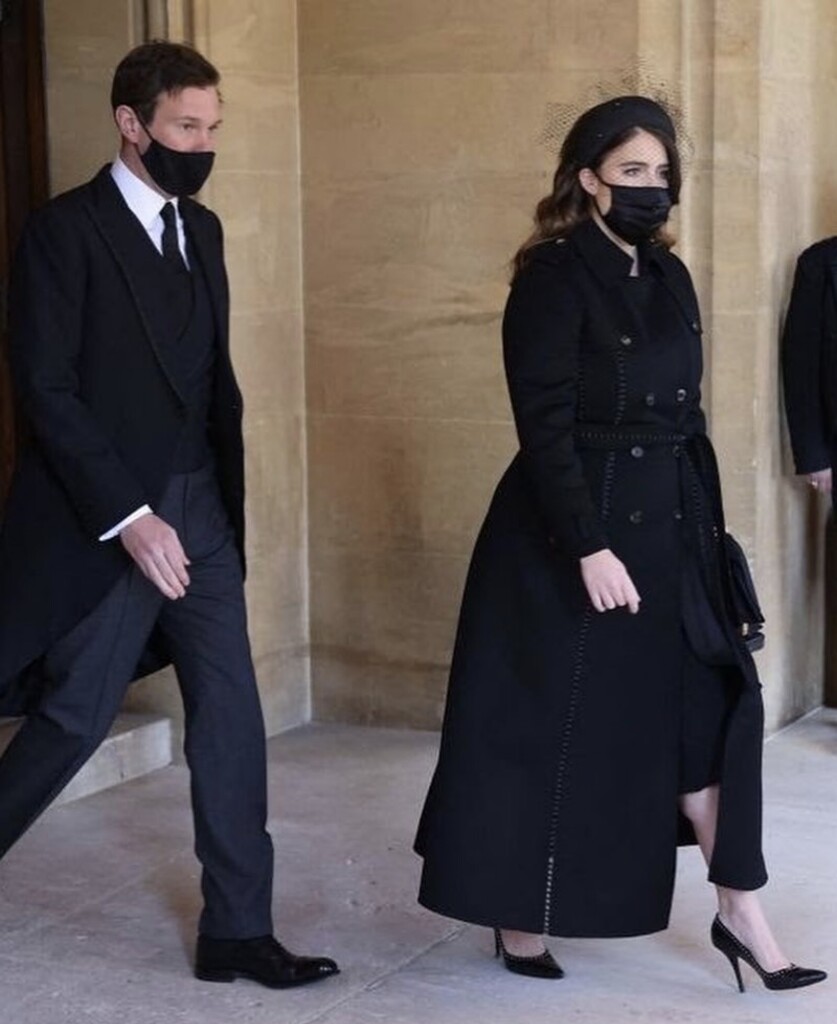 DB49244C-A738-4D7F-A3D6-CCA8C77EF8F5