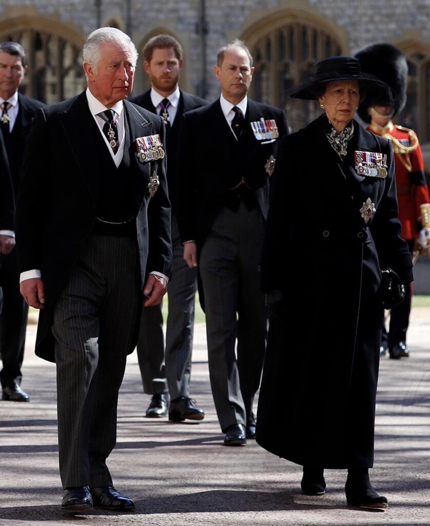 EF31A875-F506-4563-8713-3B7204565520