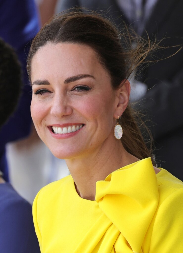 57A53B6C-446B-42A4-B348-DB2BB87DBC2A