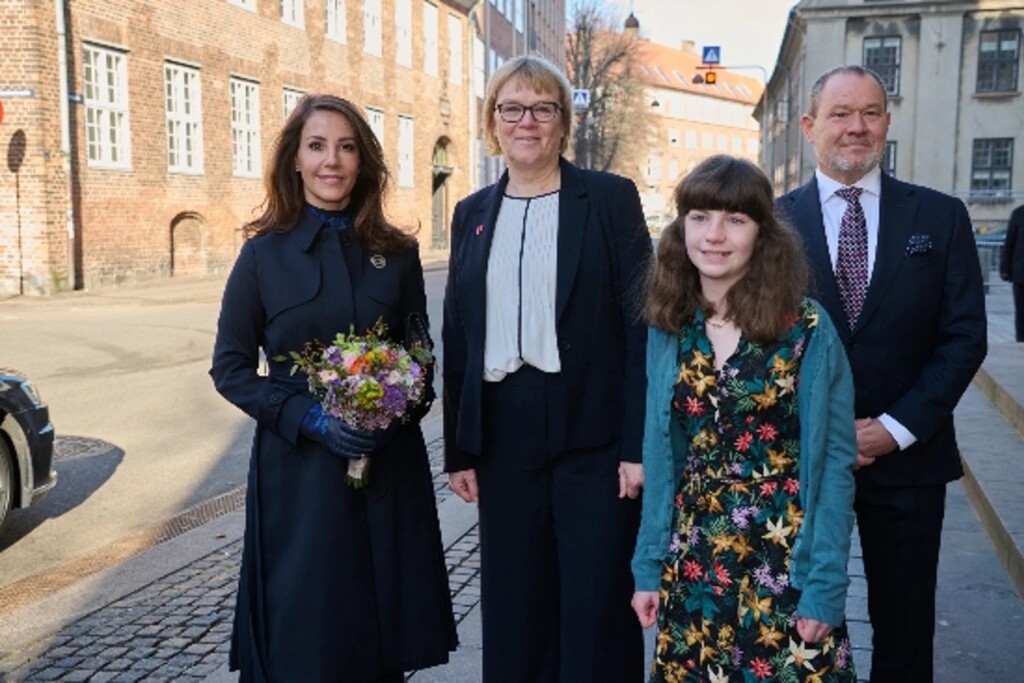 5BE9D89F-62C7-4F1A-8037-51DF0F7633F9