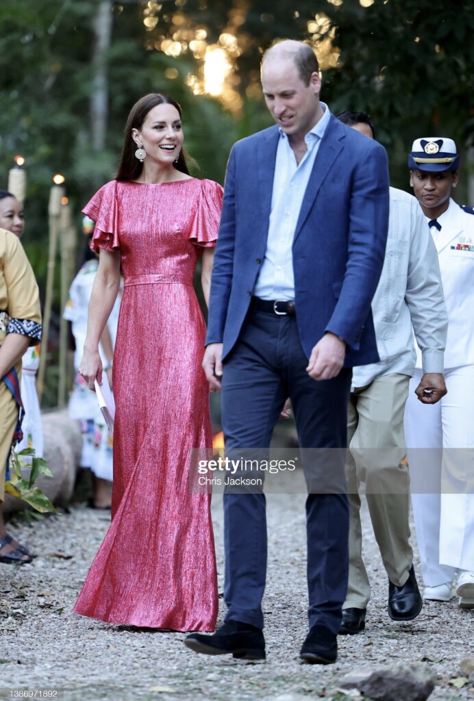 A8B4F058-E13E-4D8F-B307-503772A8633E