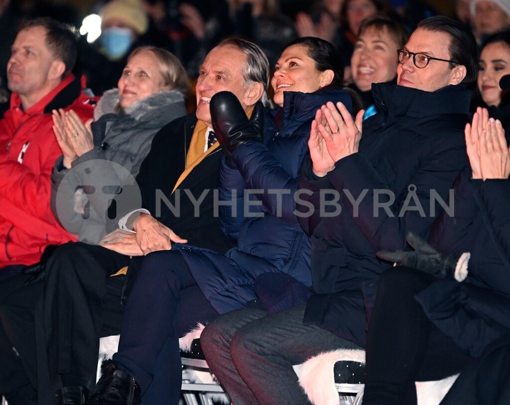 D51480A9-ADB0-4E84-965F-D0AEF2696258