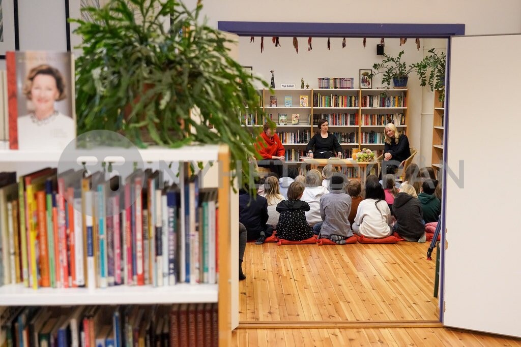 DB288965-003F-4B65-AED0-369C2D1D01D9