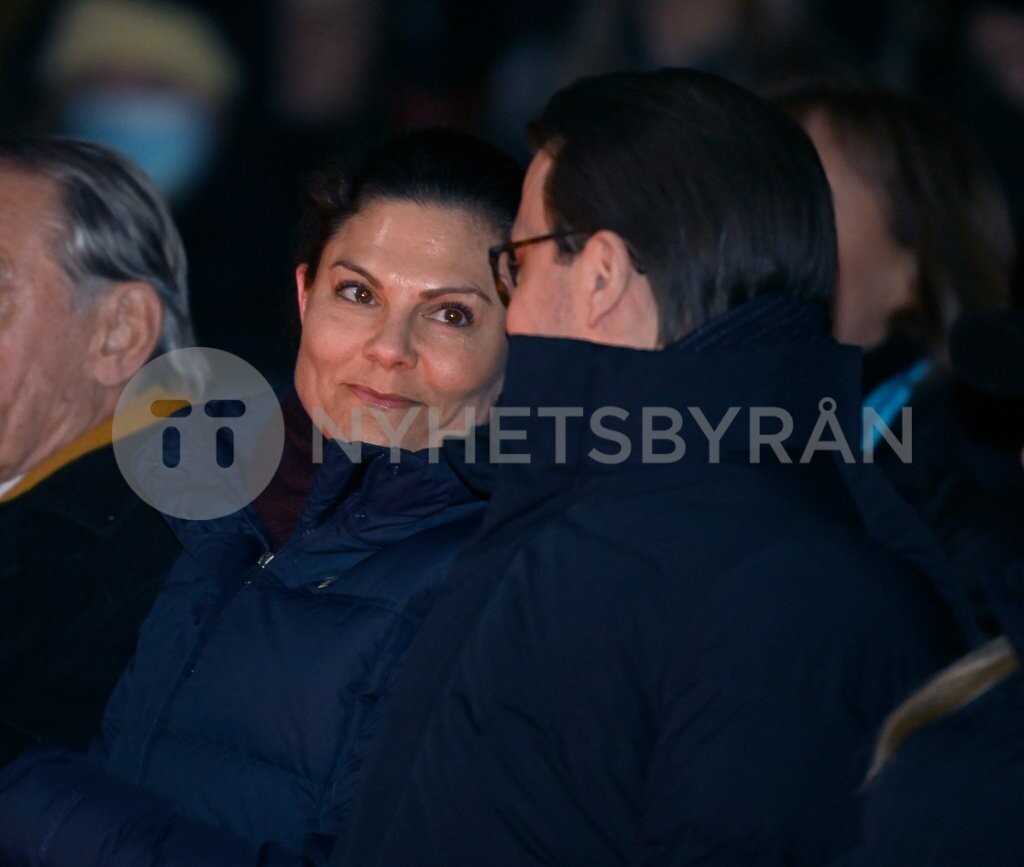 E1EA44AB-EFE4-4200-BCF5-BA630A553D1E