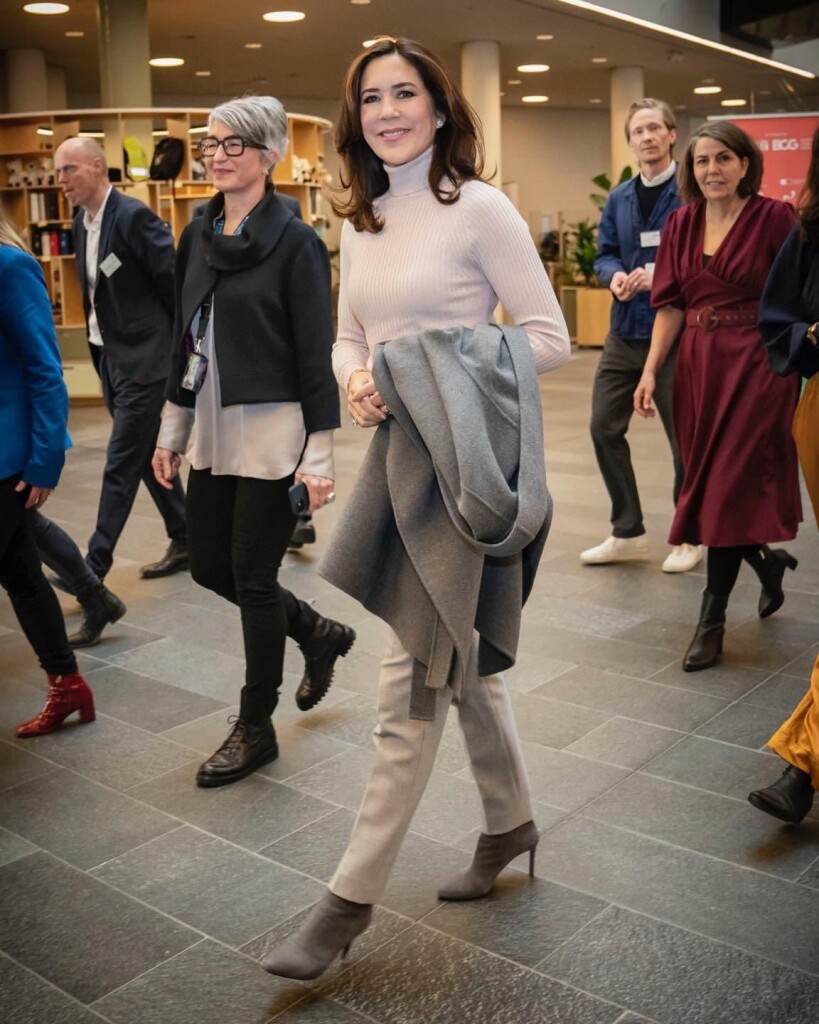 E51ABD7C-B380-46AF-9760-AD49D423223A