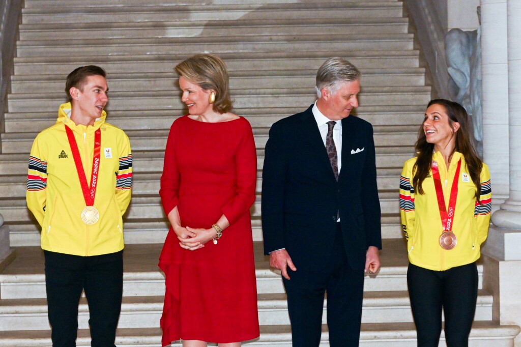 E95AA320-8B68-40CB-BE06-EACD085306C7