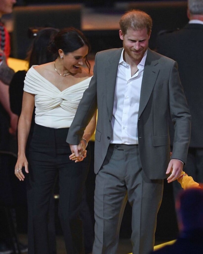 340D251B-C103-469A-8D1F-F6F833F2D2D3