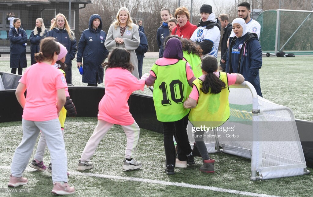 6AFA052F-CBA9-4EB5-9DCC-4F07CCB92D20