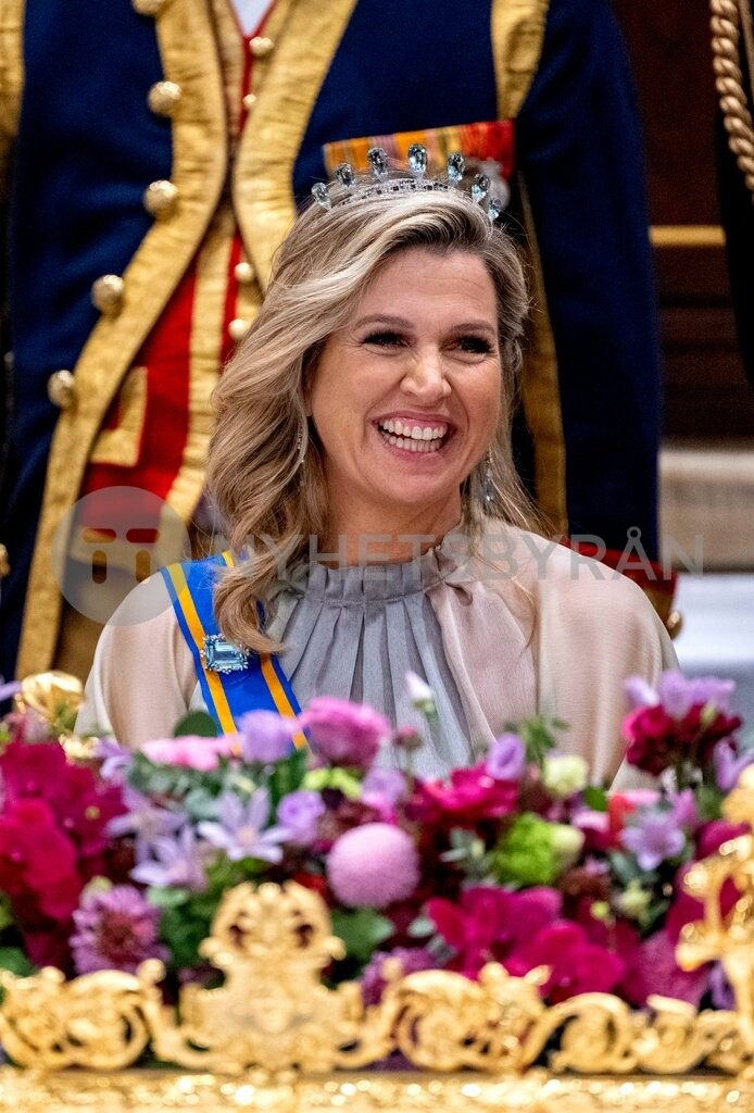 784A56F0-D6E4-464F-ACEF-76C51A07F915