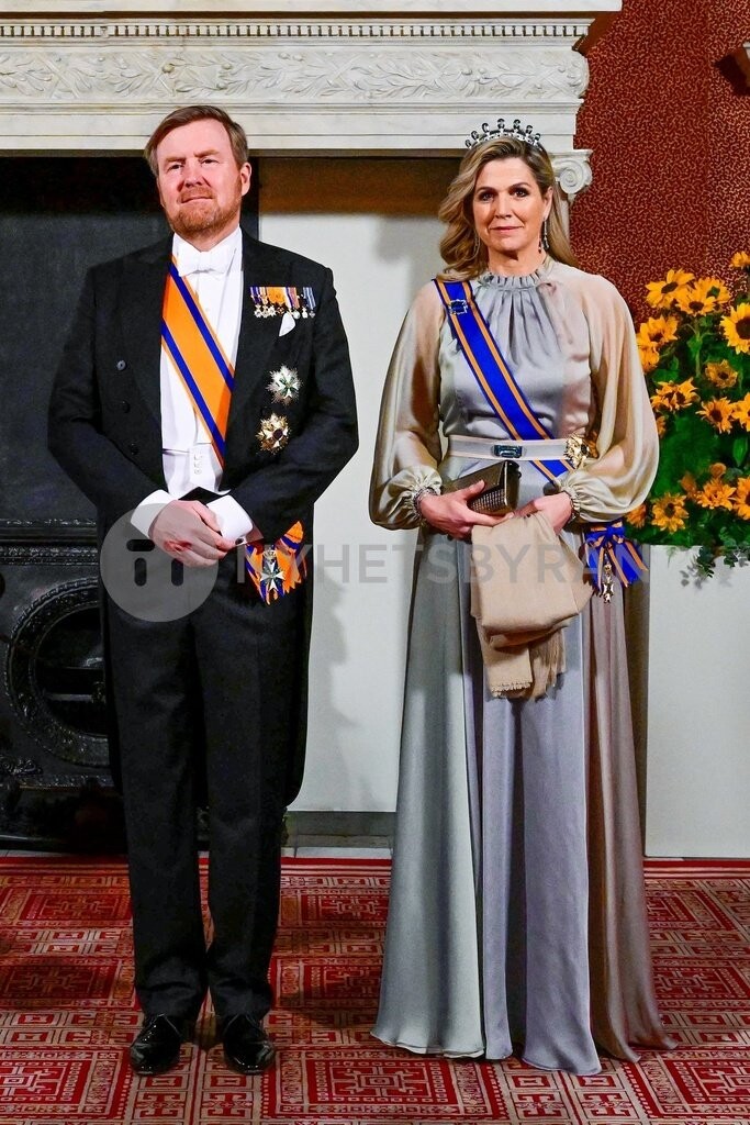 8CD0303E-A134-4F9F-A19A-E3D835AF4636