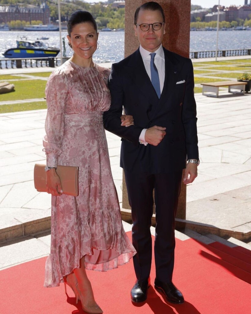 A0A0AC56-A706-4C6B-861A-A1F161A1E89F