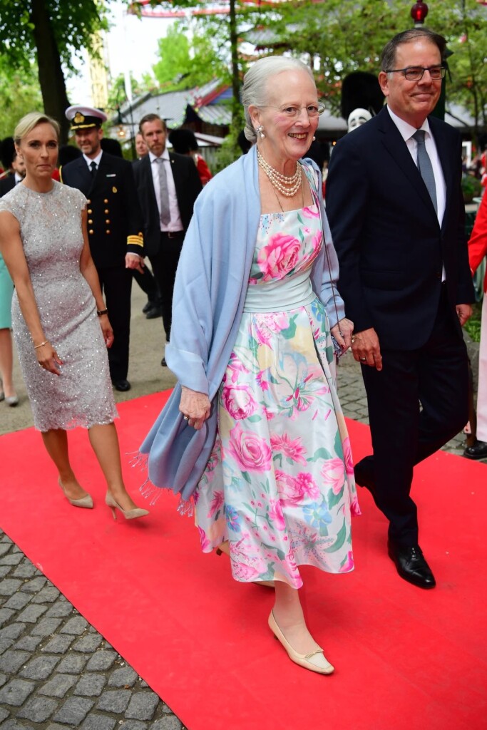 A7711D1D-7B2C-440C-8E64-AB56F7D7F7FB