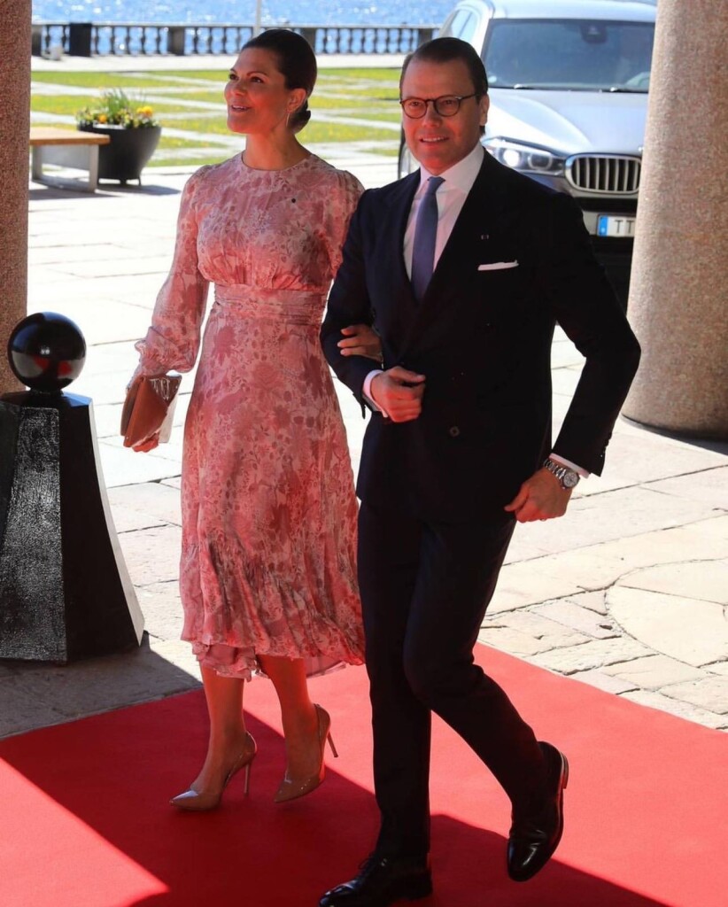 BF79541B-2BF9-4525-87C5-0133BDE6ABC8