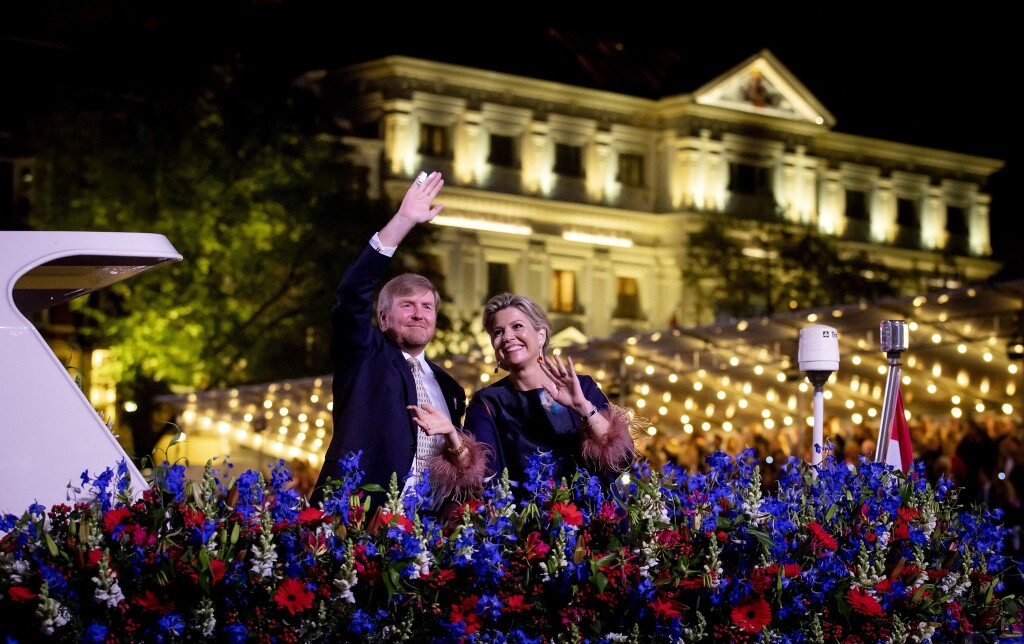 CFBCEDFA-3F0A-459A-86B4-59D8ECF8EB65