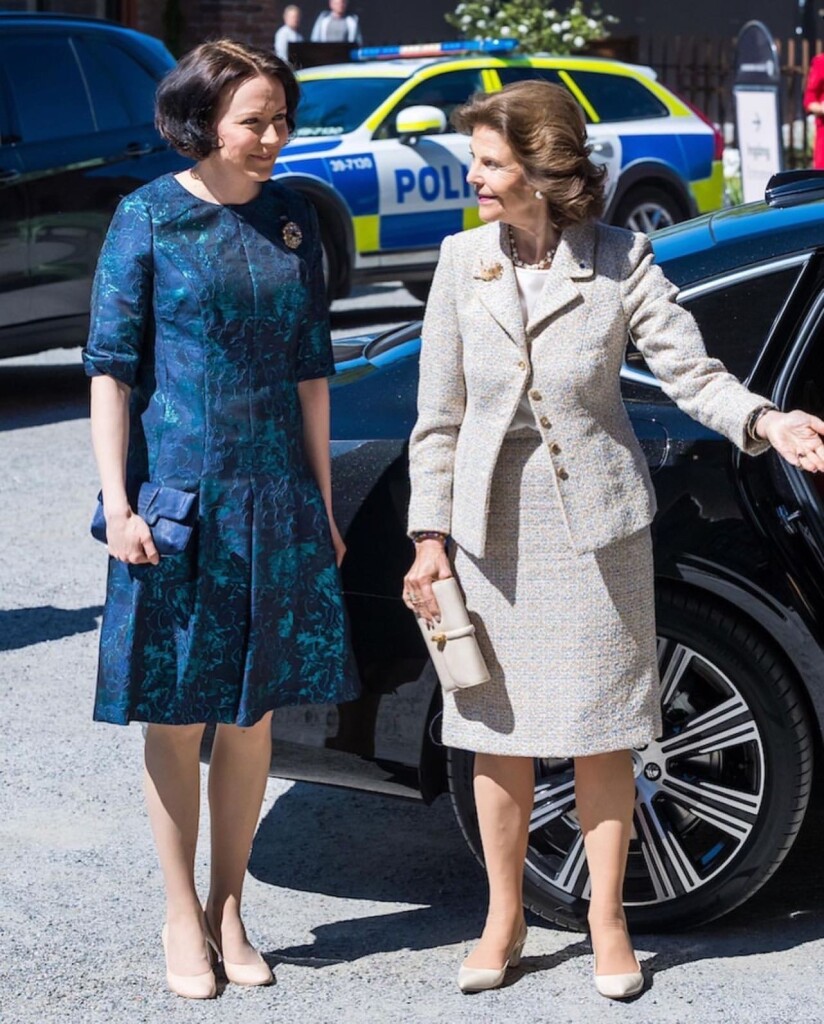 EADD7792-9A00-4827-99E8-115B1C8DAE98