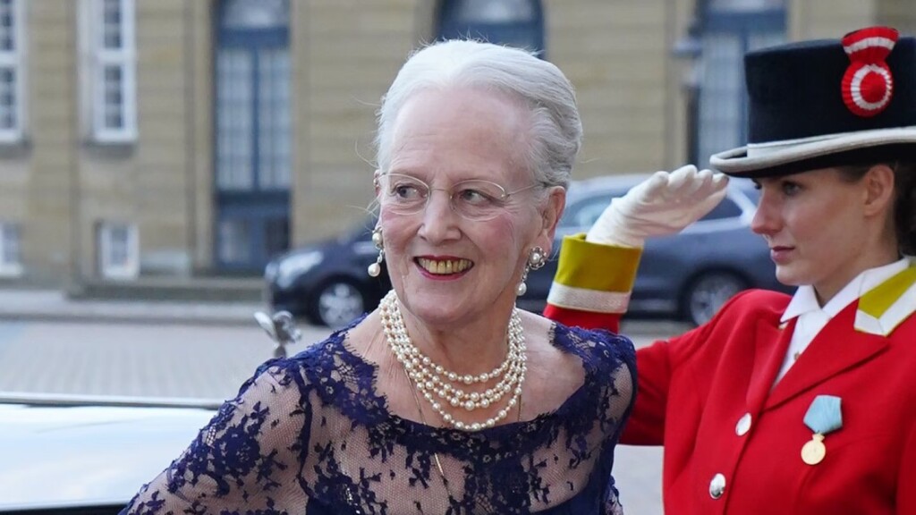 ECC6FEE8-0D5B-4AB9-B0F8-36A7E58D5875