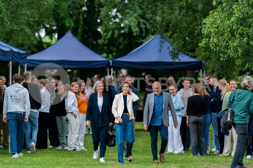 46198043-FA75-45DF-82D8-6B31EF774CC9