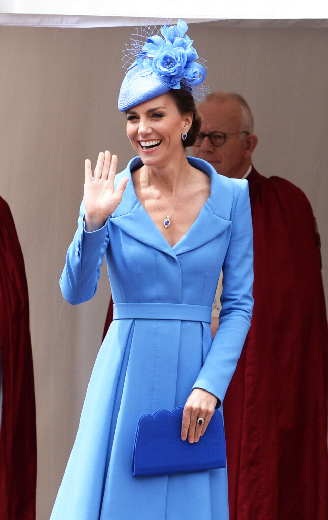 4E05B2A5-DDE4-419F-A7FF-93E8D7F860E3