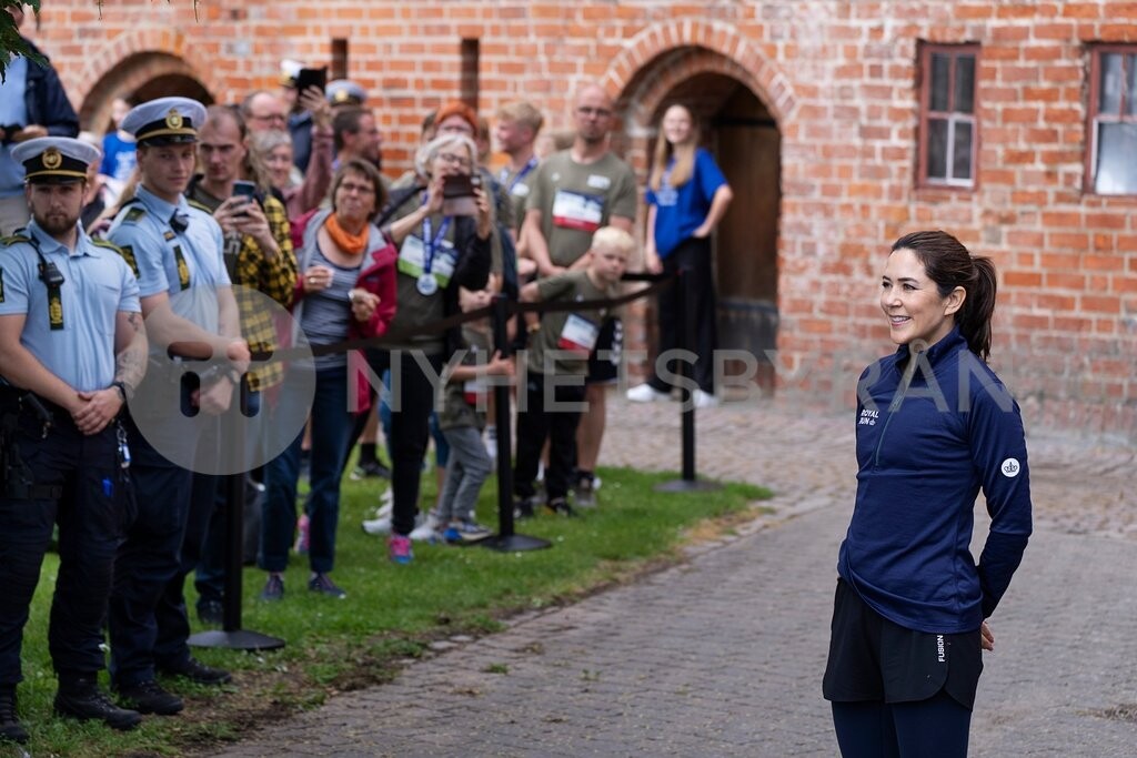 940DCEF6-9E55-49AD-879D-0AC971F8B5CA