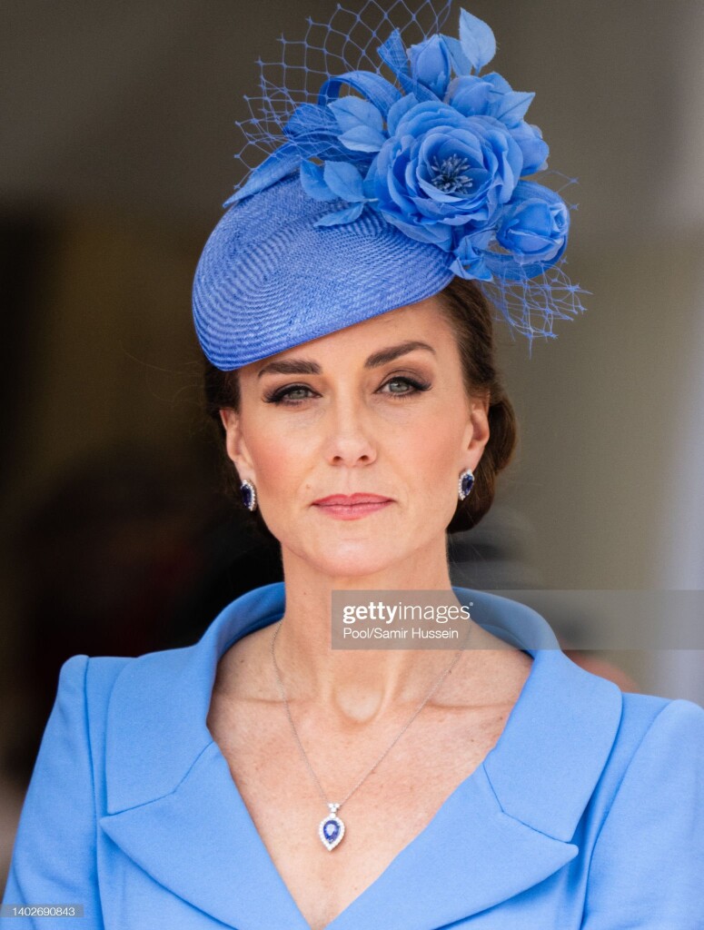 FC7ACF5A-04A9-4A13-9318-A35122557548