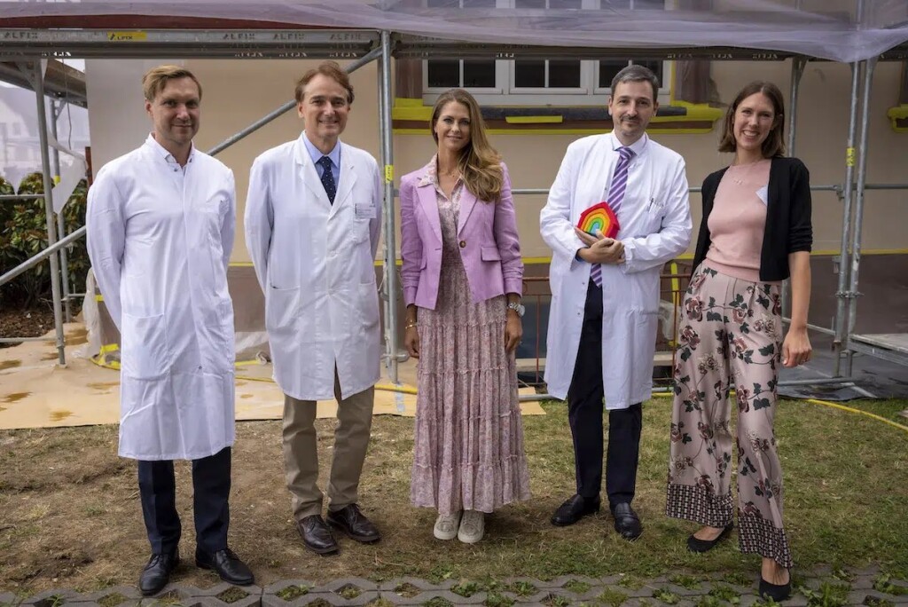 4F936775-CDA0-4AE7-B443-1B6B72C3F2EB