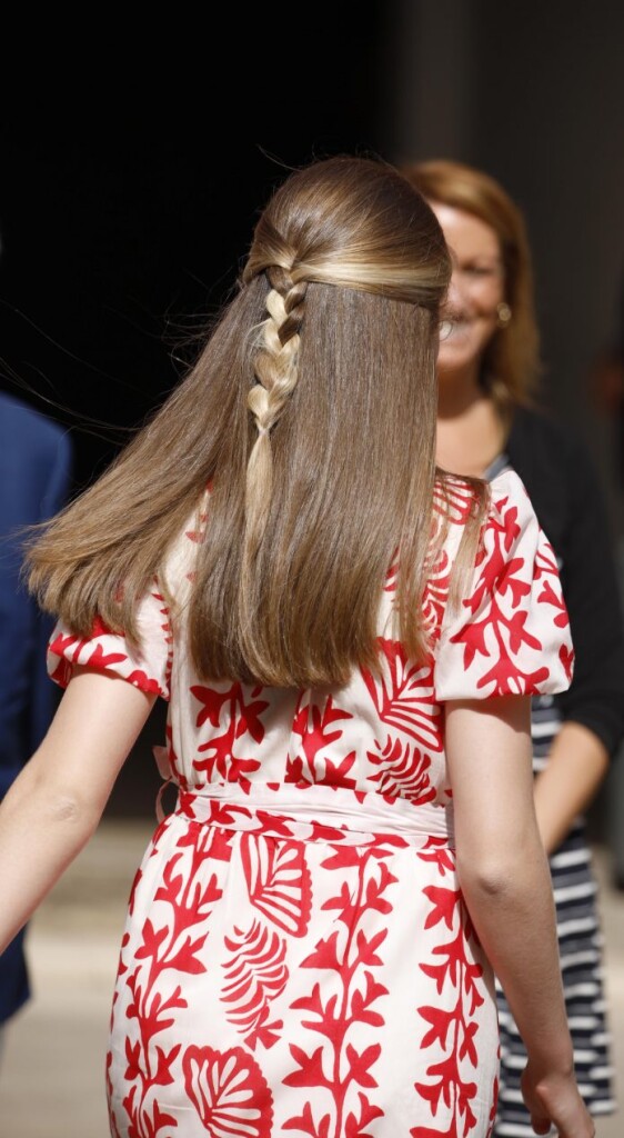 715D087A-3E82-4386-8433-F9AE46FD4211