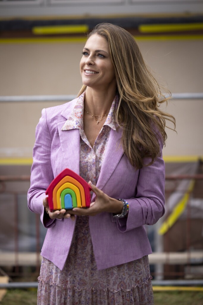 826DF2C3-5FDB-4E7A-A53C-4224A0DD9572