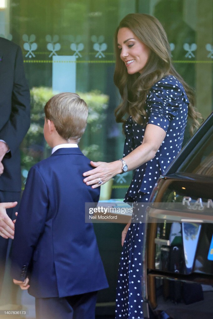 857D971C-F594-4D07-B68A-165EB18050A2