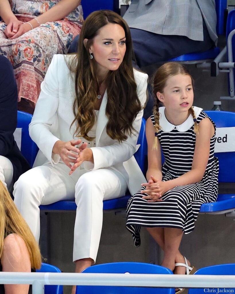 8859B199-F00D-42E4-B858-3F85A19C870E