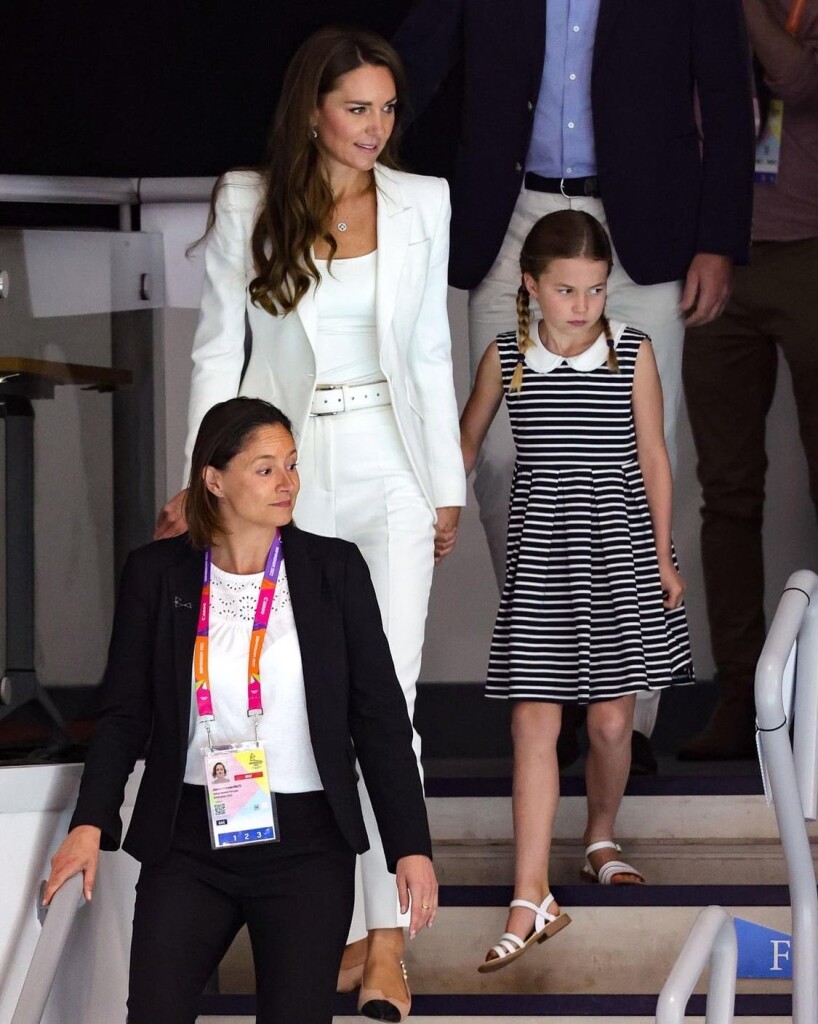 9BD8F4CB-E080-41B0-8950-BD32034E5B8D